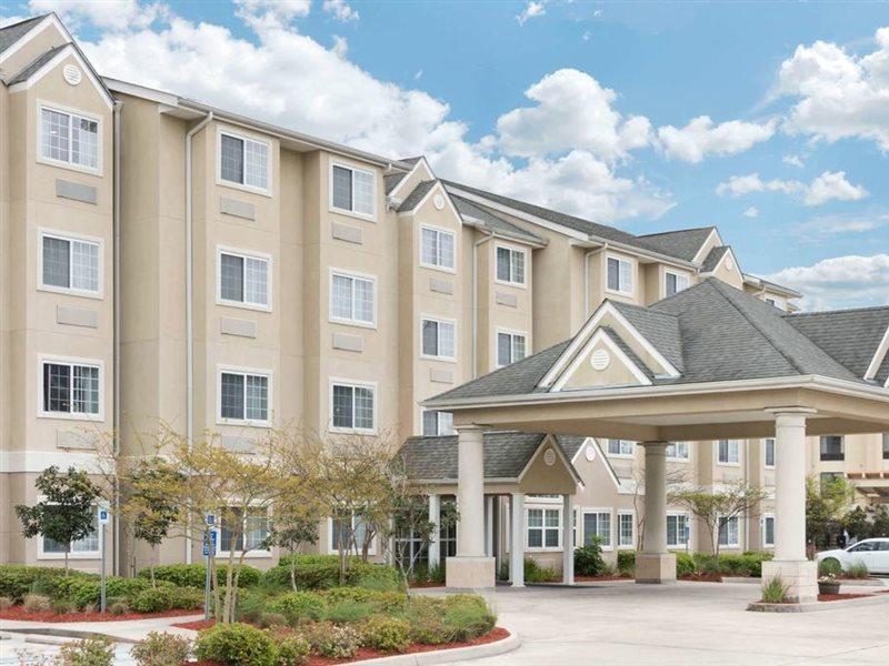 Microtel Inn And Suites Baton Rouge Airport Exterior photo